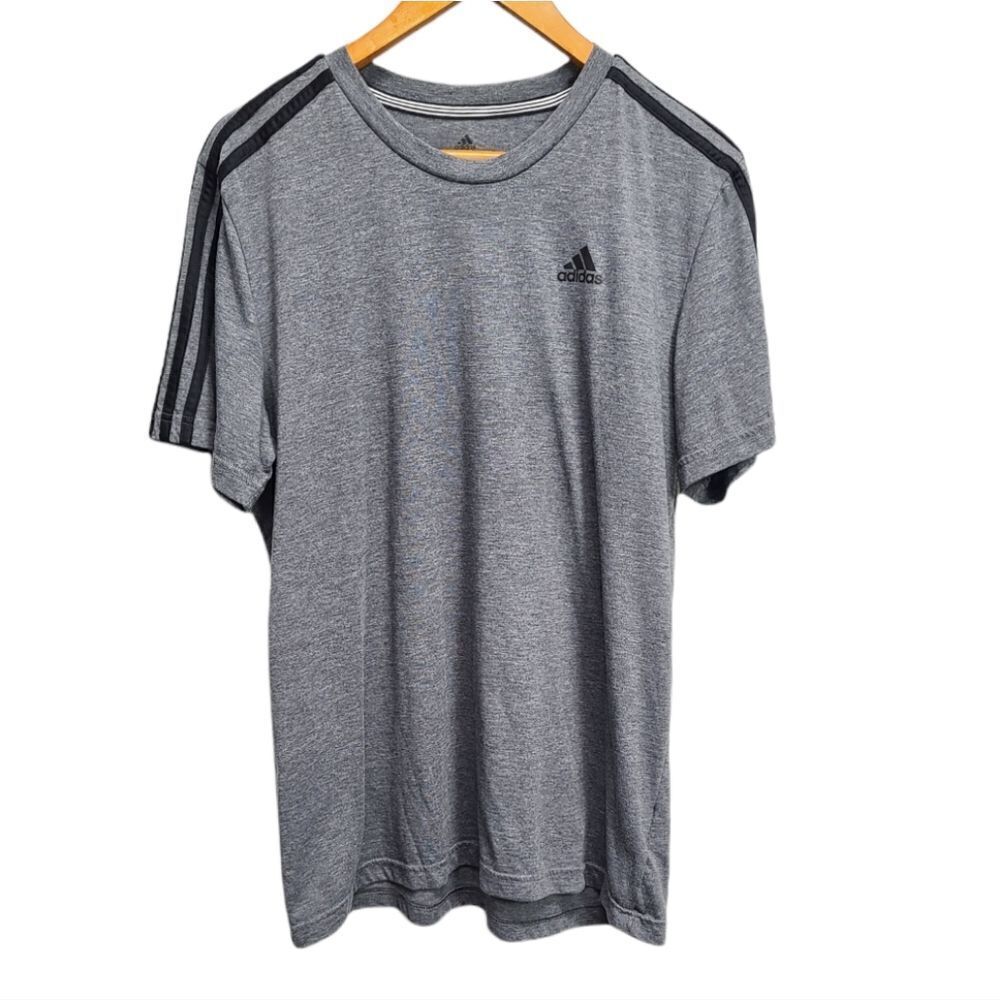 Adidas Climate Gray Men's Tee Size Large‎